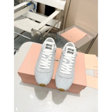 Miu Miu Casual Shoes